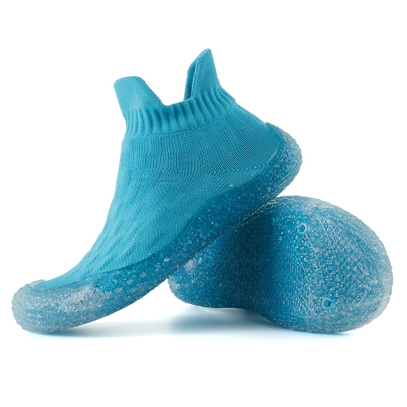 Wholesale High-Top Water Shoes Quick Dry Flyknit Wading Shoes for Beach Surfing Diving